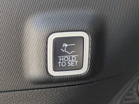 New 2026 Jeep Grand Cherokee Summit w/ Obsidian Package AWD/4WD image 13