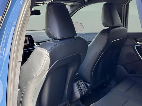 Used 2026 BMW X1 xDrive28i w/ Technology Package image 21