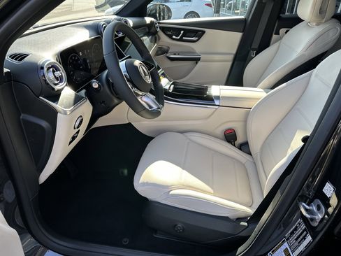 New 2026 Mercedes-Benz GLC 300 4MATIC image 12