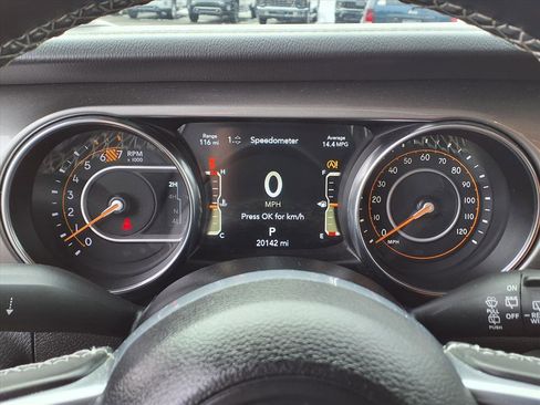 Used 2021 Jeep Wrangler Unlimited Sahara w/ Uconnect 4C Nav & Sound Group image 19