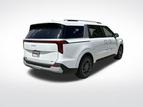 New 2025 Kia Carnival EX image 5