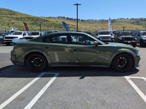 Used 2020 Dodge Charger SRT Hellcat image 4