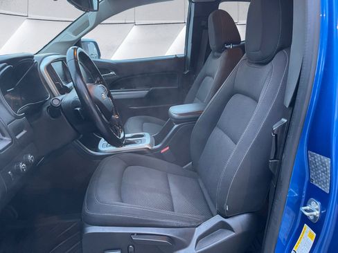 Used 2018 Chevrolet Colorado LT w/ LT Convenience Package image 10