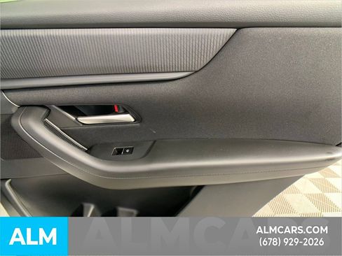 Used 2025 MAZDA CX-90 3.3 Turbo w/ Select Package image 34