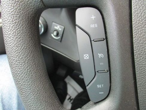 Used 2024 Chevrolet Express 3500 LT w/ LT Preferred Equipment Group RWD image 16