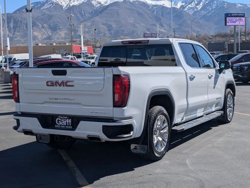 Used 2023 GMC Sierra 1500 Denali AWD/4WD image 3