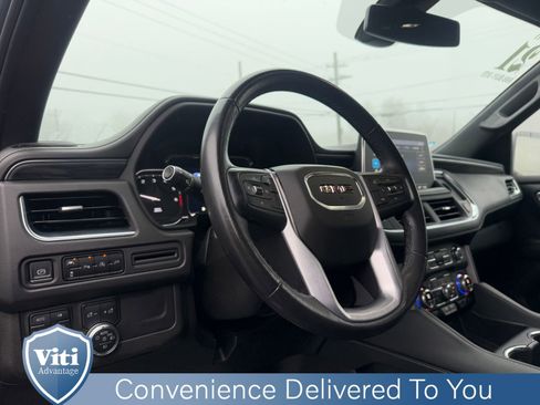 Used 2021 GMC Yukon XL SLT image 17