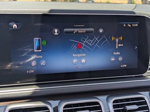 Used 2025 Mercedes-Benz GLE 450e 4MATIC image 23