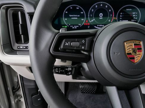 New 2026 Porsche Cayenne AWD/4WD image 10
