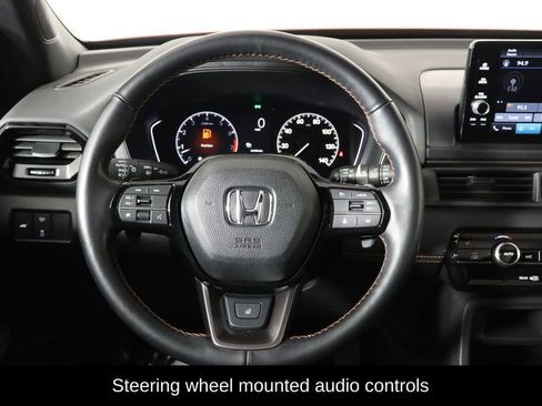 Used 2024 Honda Pilot TrailSport image 7