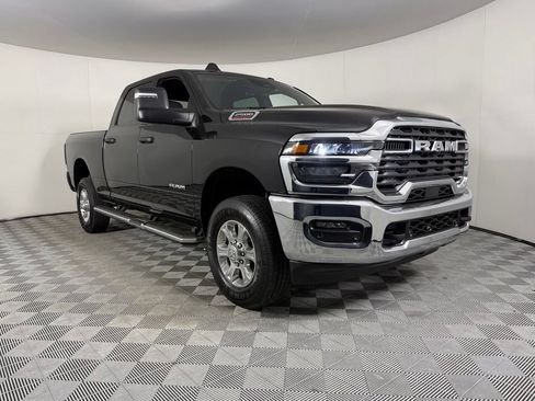 Certified 2026 RAM 2500 Big Horn AWD/4WD image 8