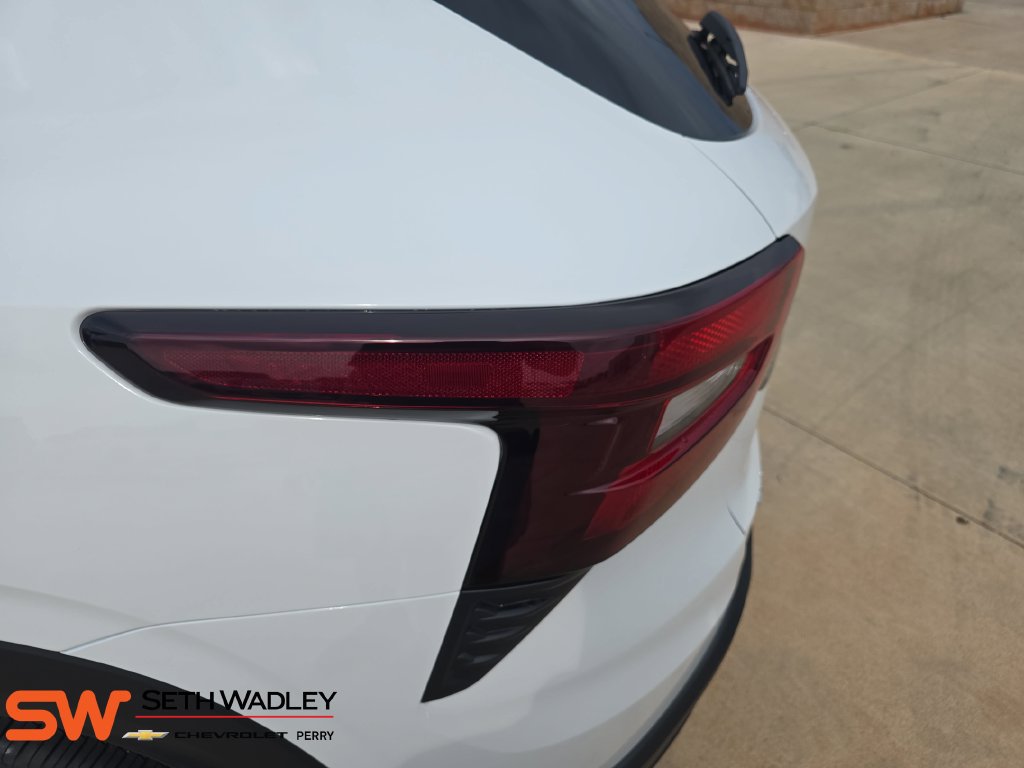 New 2026 Chevrolet Trax LS w/ LS Convenience Package FWD image 35