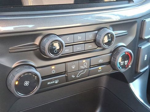 Used 2024 Ford F150 STX image 17