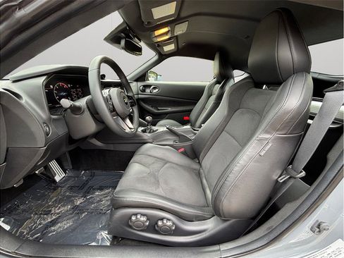 Used 2023 Nissan Z image 2