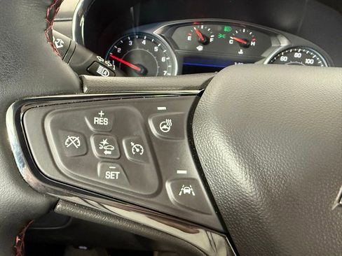 Used 2024 Chevrolet Equinox RS FWD image 23