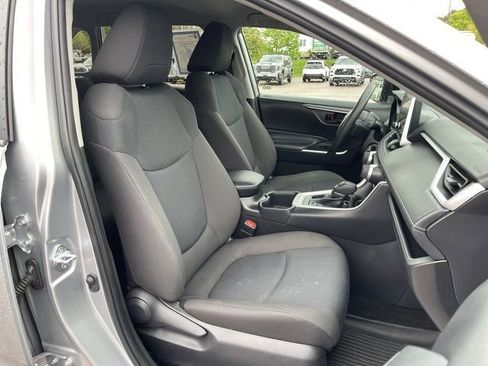 Used 2023 Toyota RAV4 LE AWD/4WD image 20