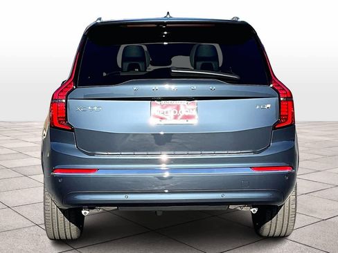 New 2026 Volvo XC90 T8 Ultra w/ Protection Package Premier image 6