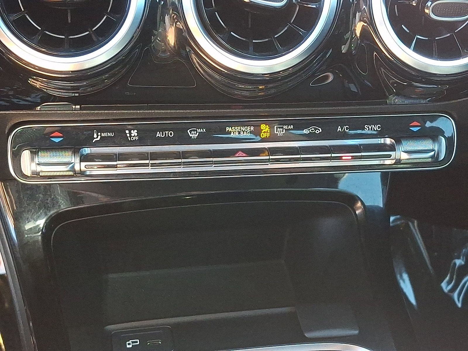 Used 2020 Mercedes-Benz CLA 250 4MATIC image 15