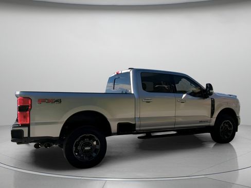 Certified 2024 Ford F250 Lariat w/ Lariat Ultimate Package image 29