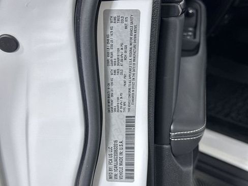 Used 2025 Jeep Grand Cherokee L Laredo RWD image 35