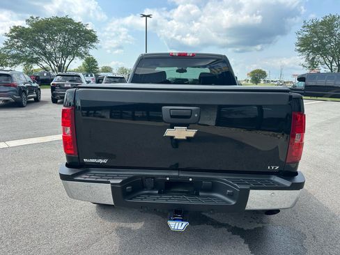 Used 2008 Chevrolet Silverado 2500 LTZ w/ Safety Package AWD/4WD image 6