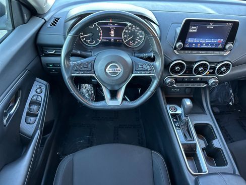 Used 2022 Nissan Sentra SV image 13