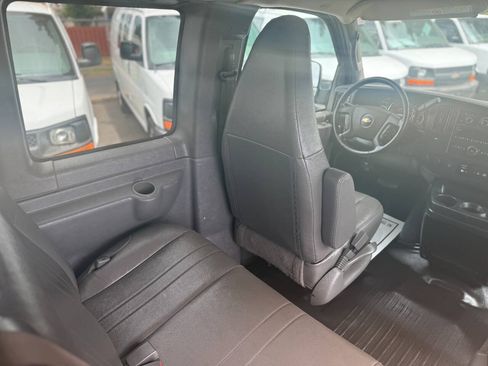 Used 2023 Chevrolet Express 3500 LS RWD image 21