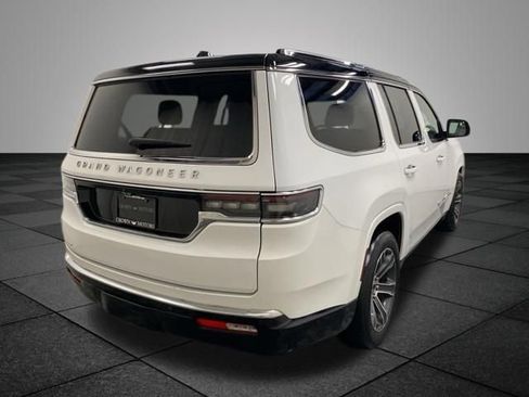 Used 2023 Jeep Grand Wagoneer 4WD image 6