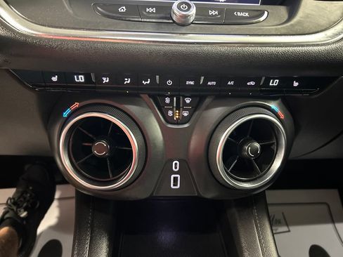 Used 2022 Chevrolet Blazer LT AWD/4WD image 19