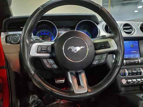 Used 2019 Ford Mustang Premium image 22