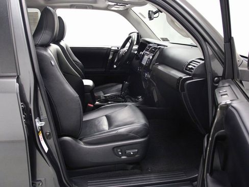 Used 2019 Toyota 4Runner Limited image 21