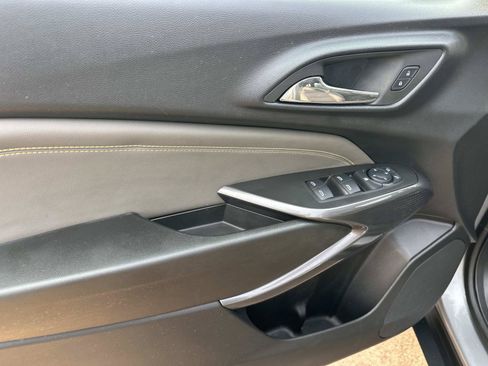 Certified 2024 Chevrolet Trax ACTIV w/ Sunroof Package FWD image 14