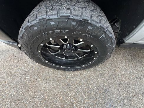 Used 2017 Chevrolet Silverado 1500 LT w/ All Star Edition image 10