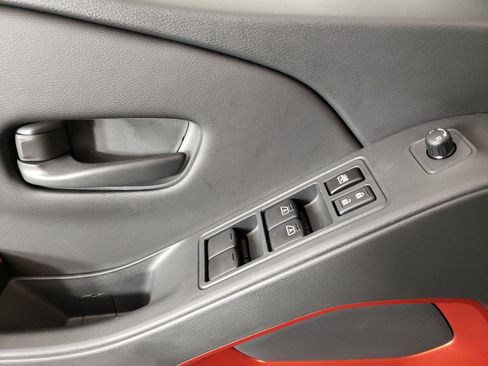 New 2026 Nissan Frontier PRO-4X w/ Pro-4x Convenience Package image 9