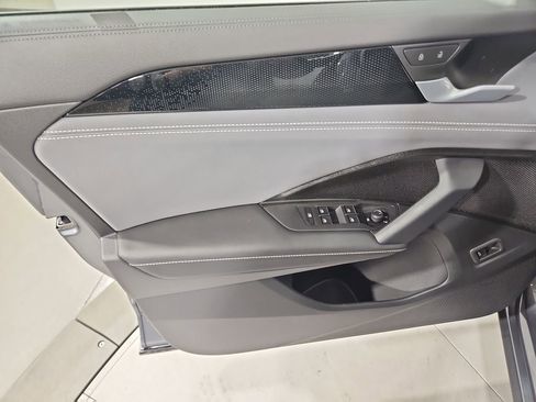 New 2026 Volkswagen Tiguan SE R-Line image 10