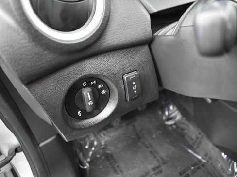 Used 2014 Ford Fiesta SE w/ Equipment Group 201A image 12