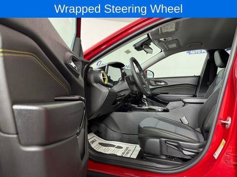 New 2026 Chevrolet Trax LT w/ Driver Confidence Package FWD image 11