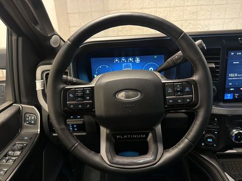 Used 2024 Ford F250 Platinum AWD/4WD image 25