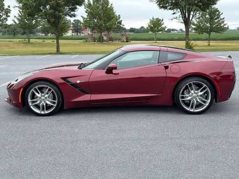 Used 2018 Chevrolet Corvette Stingray Coupe w/ Battery Protection Package RWD image 5