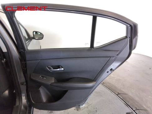 Used 2023 Nissan Sentra SV image 31