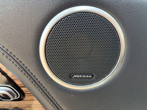 Used 2019 Land Rover Range Rover Supercharged image 11