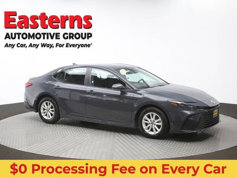 Used 2025 Toyota Camry LE FWD image 47