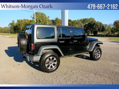 Used 2018 Jeep Wrangler Unlimited Sport w/ Connectivity Group image 12