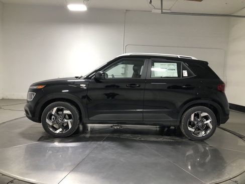 New 2026 Hyundai Venue SEL image 4