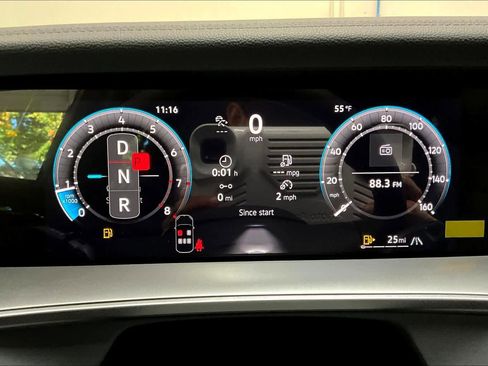 New 2026 Volkswagen Tiguan SE R-Line image 19