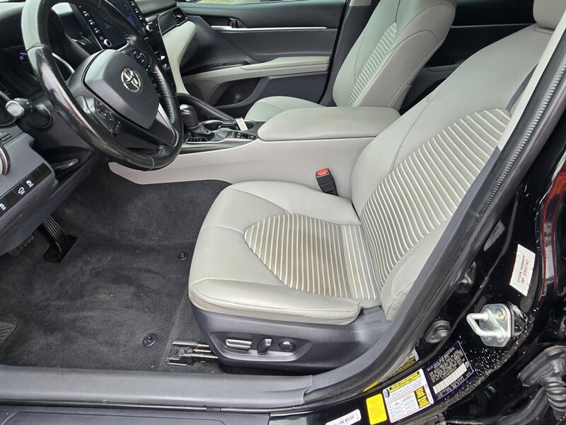 Used 2023 Toyota Camry SE w/ Audio Upgrade Package FWD image 11