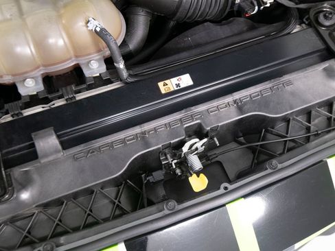 Used 2016 Ford Mustang Shelby GT350R w/ GT350R Equipment Group 920A RWD image 42