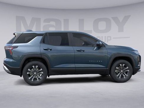 New 2026 Chevrolet Equinox LT w/ Convenience Package II AWD/4WD image 5