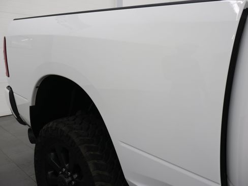Used 2022 RAM 2500 Big Horn w/ Night Edition AWD/4WD image 26