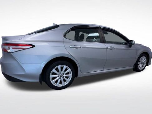 Used 2020 Toyota Camry LE w/ Cold Weather Package AWD/4WD image 8